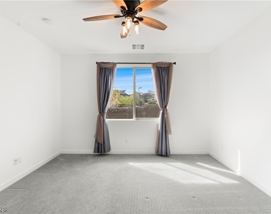 633 Infinity Ridge Street - Photo Thumbnail 9
