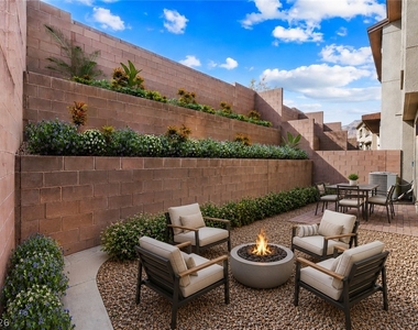 633 Infinity Ridge Street - Photo Thumbnail 28
