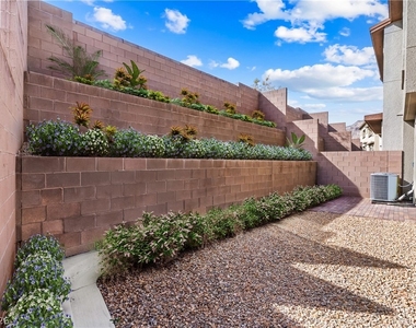 633 Infinity Ridge Street - Photo Thumbnail 29