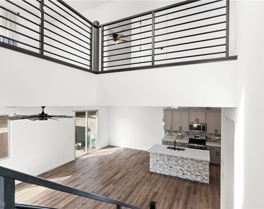 633 Infinity Ridge Street - Photo Thumbnail 8