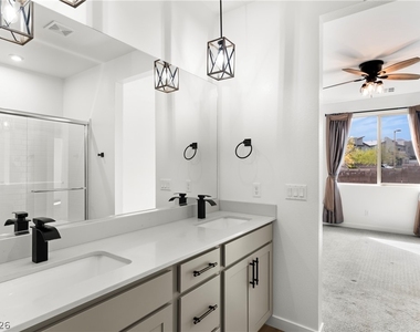 633 Infinity Ridge Street - Photo Thumbnail 11
