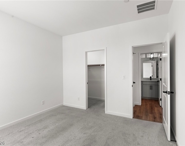 633 Infinity Ridge Street - Photo Thumbnail 19