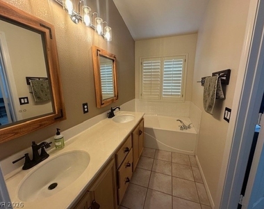 9886 Masked Duck Avenue - Photo Thumbnail 12
