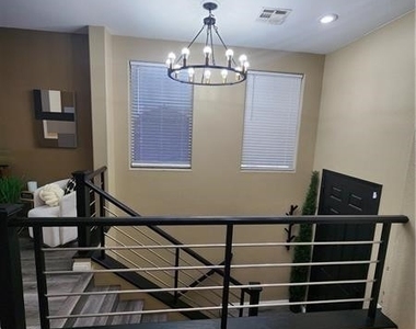 259 Morning Crest Avenue - Photo Thumbnail 11