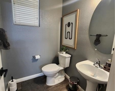 259 Morning Crest Avenue - Photo Thumbnail 15