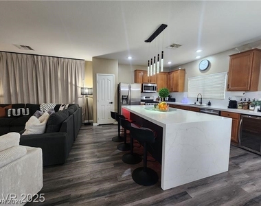 259 Morning Crest Avenue - Photo Thumbnail 20
