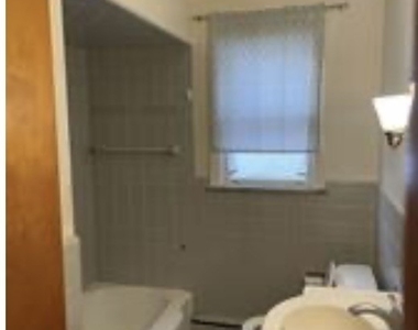 42 Miriam Street - Photo Thumbnail 4