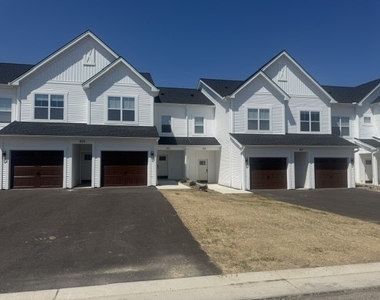 410 Erie Ridge Drive - Photo Thumbnail 12