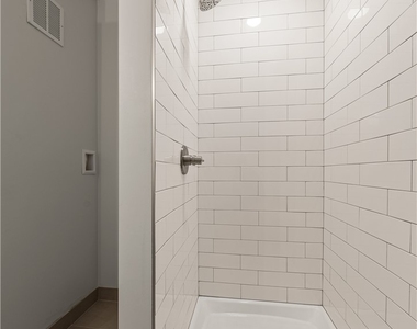 130 Pearl - Photo Thumbnail 7