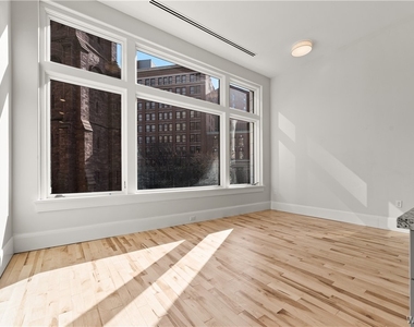 130 Pearl - Photo Thumbnail 2