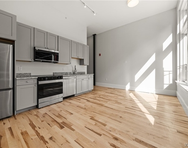 130 Pearl - Photo Thumbnail 12