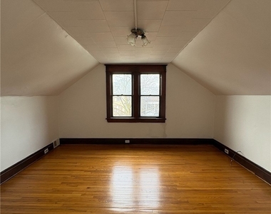 189 Westminster Avenue - Photo Thumbnail 23