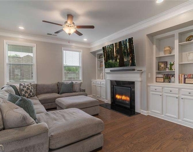 301 Cochin Drive - Photo Thumbnail 1