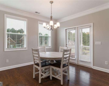 301 Cochin Drive - Photo Thumbnail 14