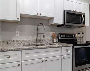 301 Cochin Drive - Photo Thumbnail 34