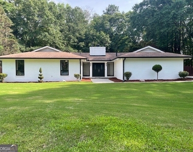 558 Kenwood Road - Photo Thumbnail 32