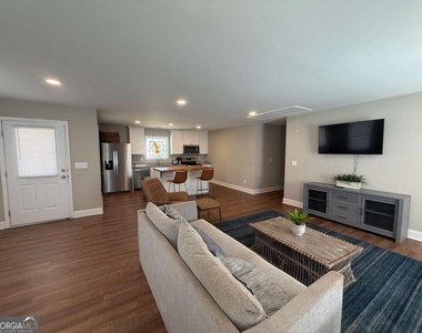 5956 Moon Drive - Photo Thumbnail 3