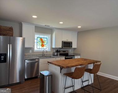 5956 Moon Drive - Photo Thumbnail 4