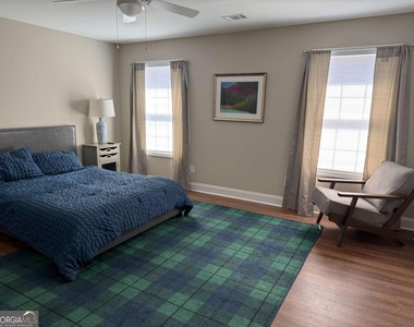 5956 Moon Drive - Photo Thumbnail 5