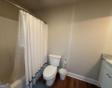 5956 Moon Drive - Photo Thumbnail 6
