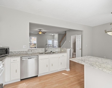4645 Valais Court - Photo Thumbnail 11