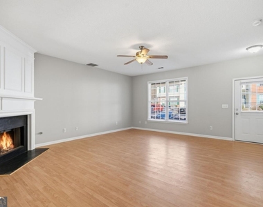 4645 Valais Court - Photo Thumbnail 5