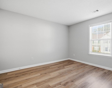 4645 Valais Court - Photo Thumbnail 19