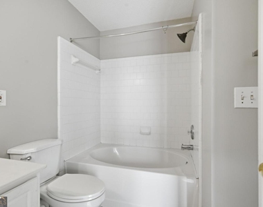4645 Valais Court - Photo Thumbnail 16