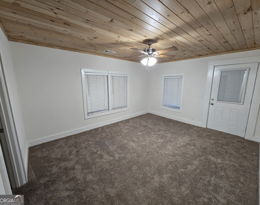 89 Creek Nation Road - Photo Thumbnail 5