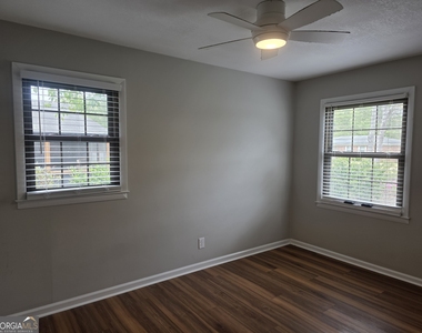 103 W 15th Street - Photo Thumbnail 7