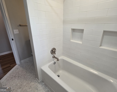103 W 15th Street - Photo Thumbnail 12
