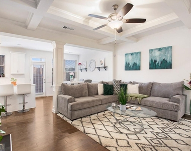2414 Fitts Drive - Photo Thumbnail 7