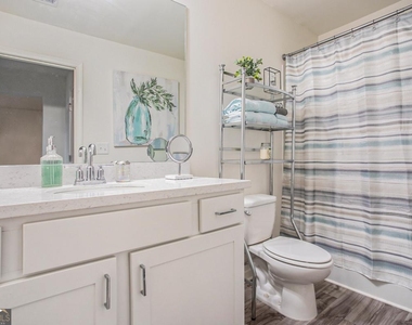 2414 Fitts Drive - Photo Thumbnail 21
