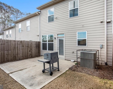 2414 Fitts Drive - Photo Thumbnail 24