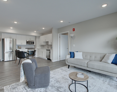 272 Willow Avenue - Photo Thumbnail 69