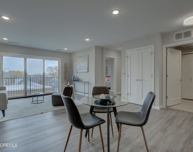 272 Willow Avenue - Photo Thumbnail 58