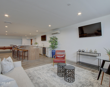 272 Willow Avenue - Photo Thumbnail 35