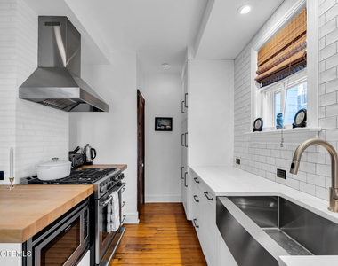 62 Webb Avenue - Photo Thumbnail 9