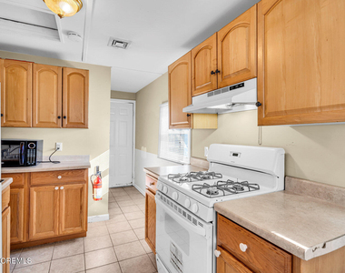 549 Brielle Road - Photo Thumbnail 4