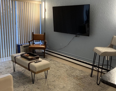 21 Leroy Place - Photo Thumbnail 6