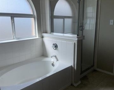 2411 Canyon Springs - Photo Thumbnail 17