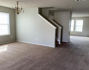 2411 Canyon Springs - Photo Thumbnail 2