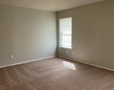 2411 Canyon Springs - Photo Thumbnail 16