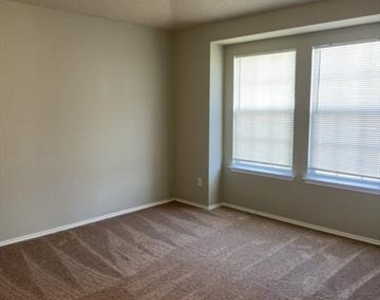 2411 Canyon Springs - Photo Thumbnail 12