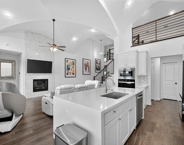 405 Rock Rose Lane - Photo Thumbnail 18