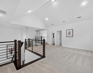 405 Rock Rose Lane - Photo Thumbnail 11