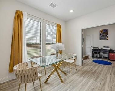 4101 Valley Mills Drive - Photo Thumbnail 2