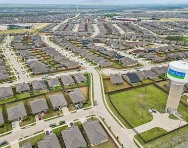 4101 Valley Mills Drive - Photo Thumbnail 34