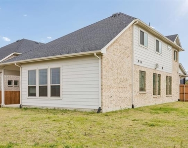 4101 Valley Mills Drive - Photo Thumbnail 29