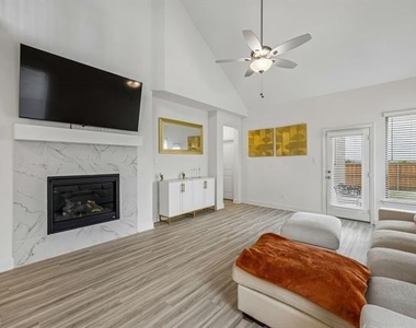 4101 Valley Mills Drive - Photo Thumbnail 5
